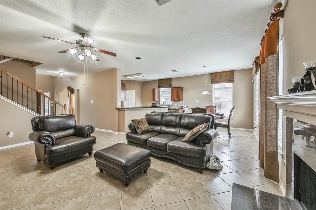 Homes for Sale in La Marque 765 Grass Knoll Ln., La Ma