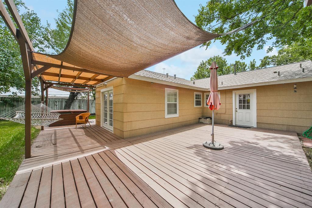 Homes for Sale in Bellaire 4708 Mayfair St., Bellaire,