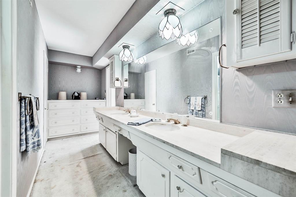 Homes for Sale in Houston 12215 Rip Van Winkle Dr., Ho