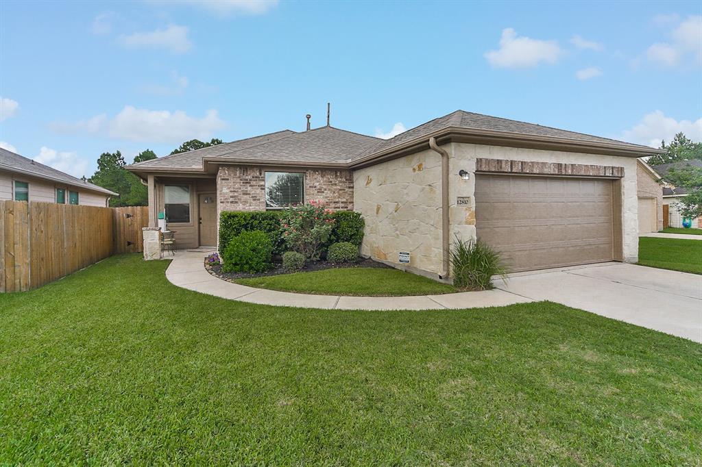 Homes for Sale in Spring 17126 Spruce Run Dr., Spring,