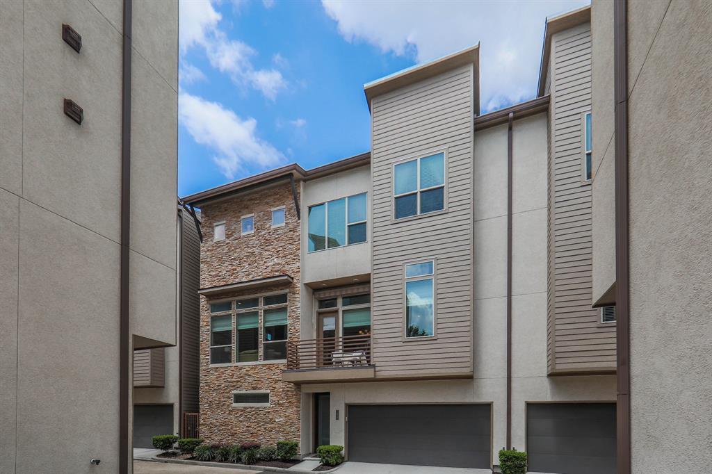 Homes for Sale in Houston 1429 Wagner St., Houston, TX