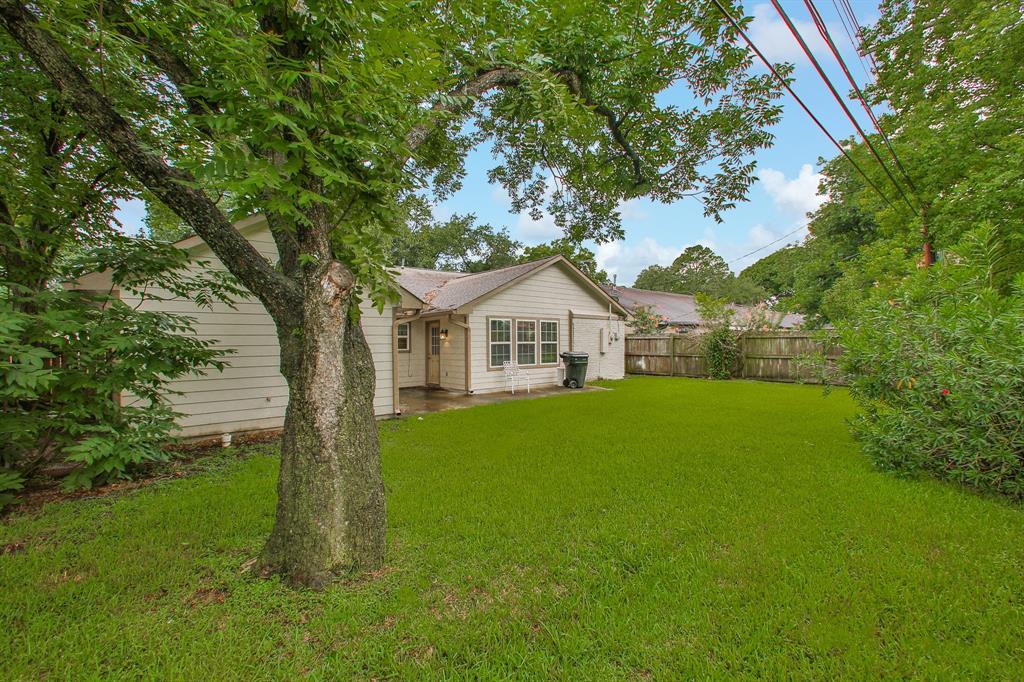 Homes for Sale in Houston 5906 Willowbend Blvd., Houst