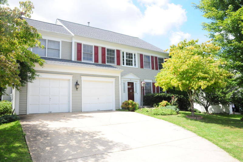 Hampton Oaks Home Prices and Homes for Sale Stafford VA