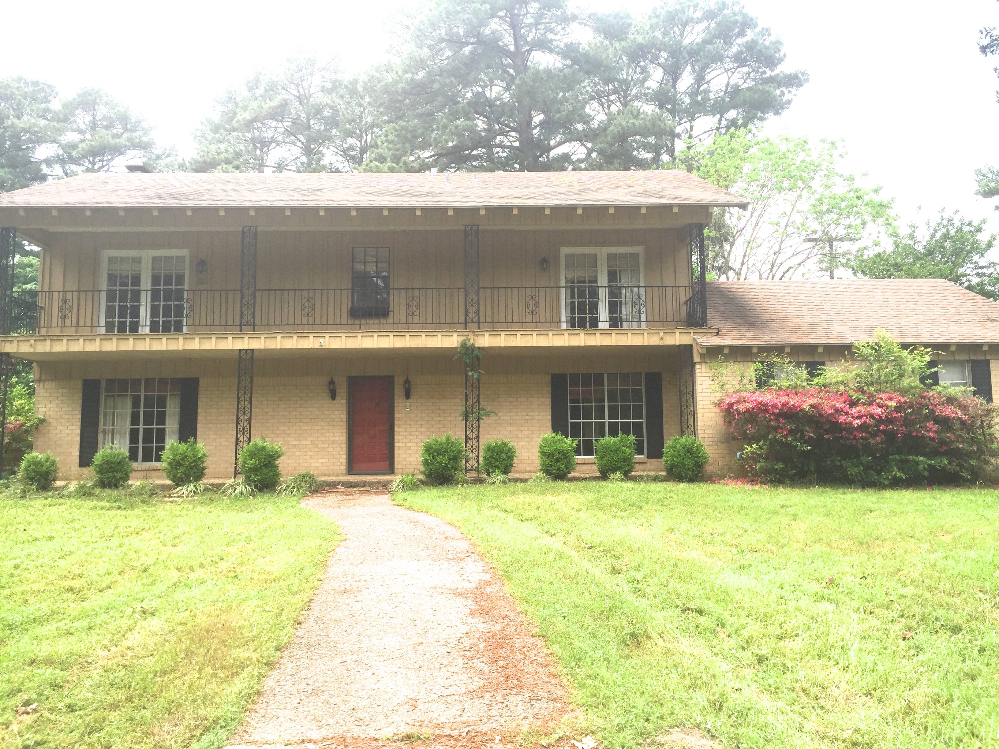 2801 Yorktown St Tyler, TX 75701