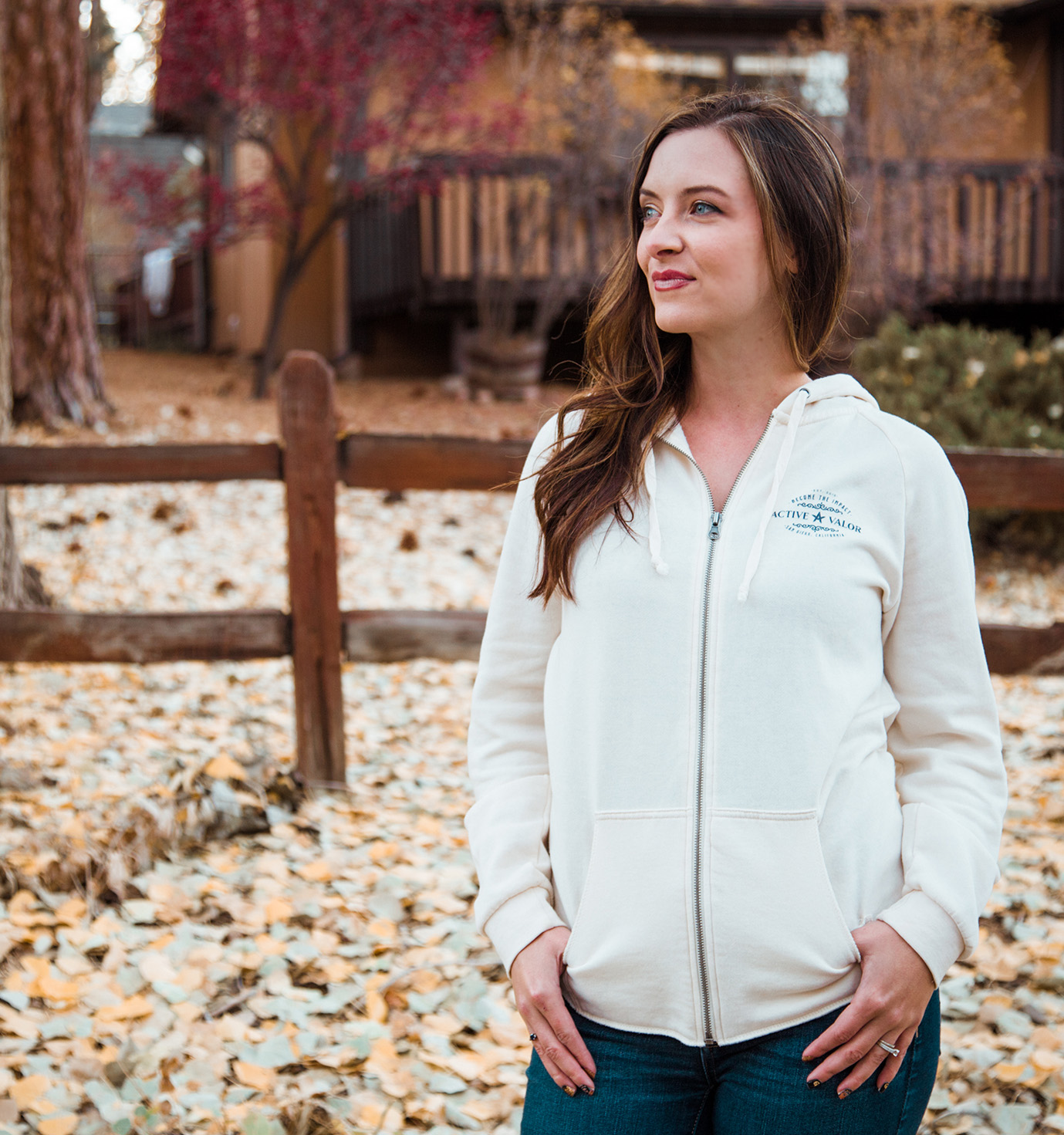 Women's Cream Zip Up Active Valor