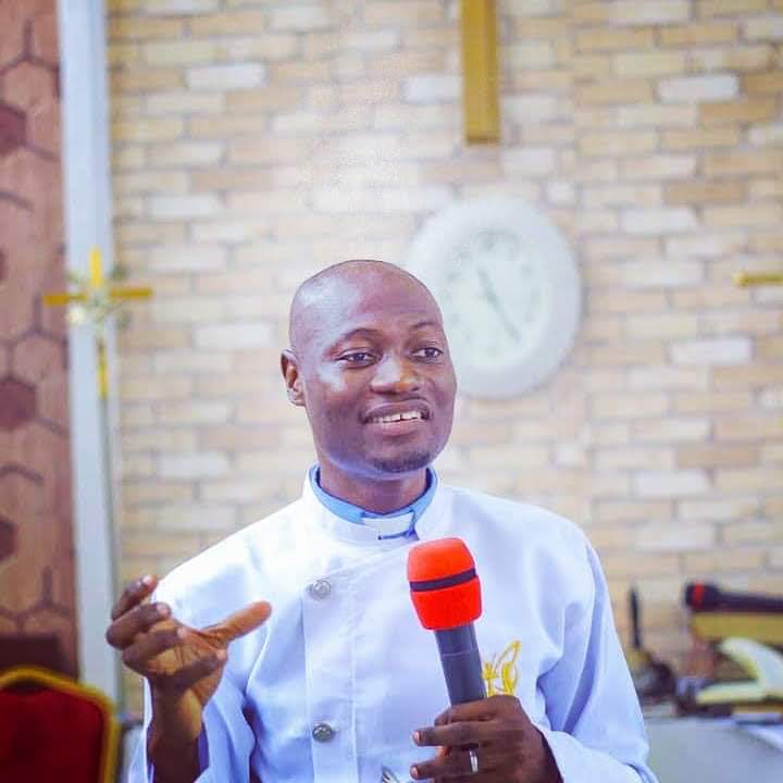 THE CHRONICLE OF MOSES ORIMOLADE. (The path of God's General) Acts of SeraphsActs of Seraphs