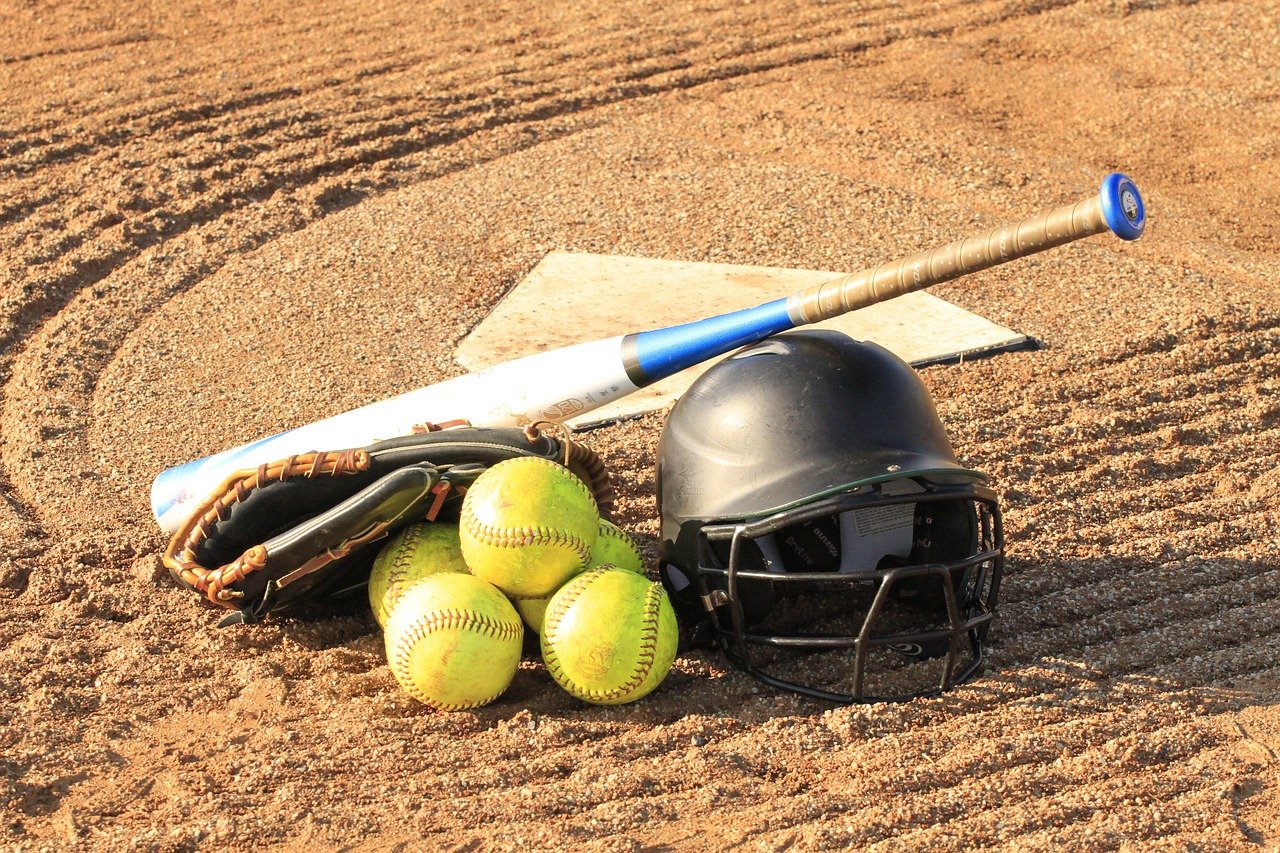 117 Best Softball Team Names for Girls, Boys, & Coed Teams (Curated