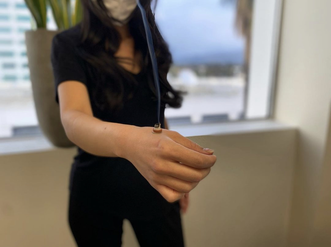 to the Acuglo Acupuncture Dermatology Clinic