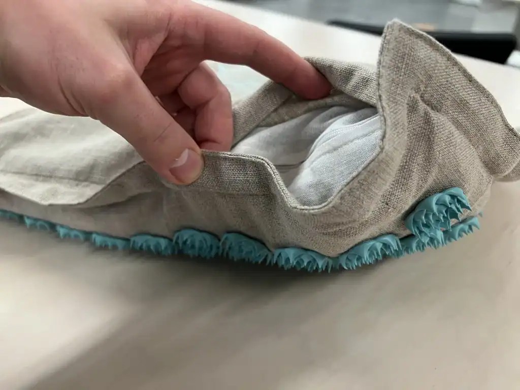 How To Use An Acupressure Pillow acupressureguide