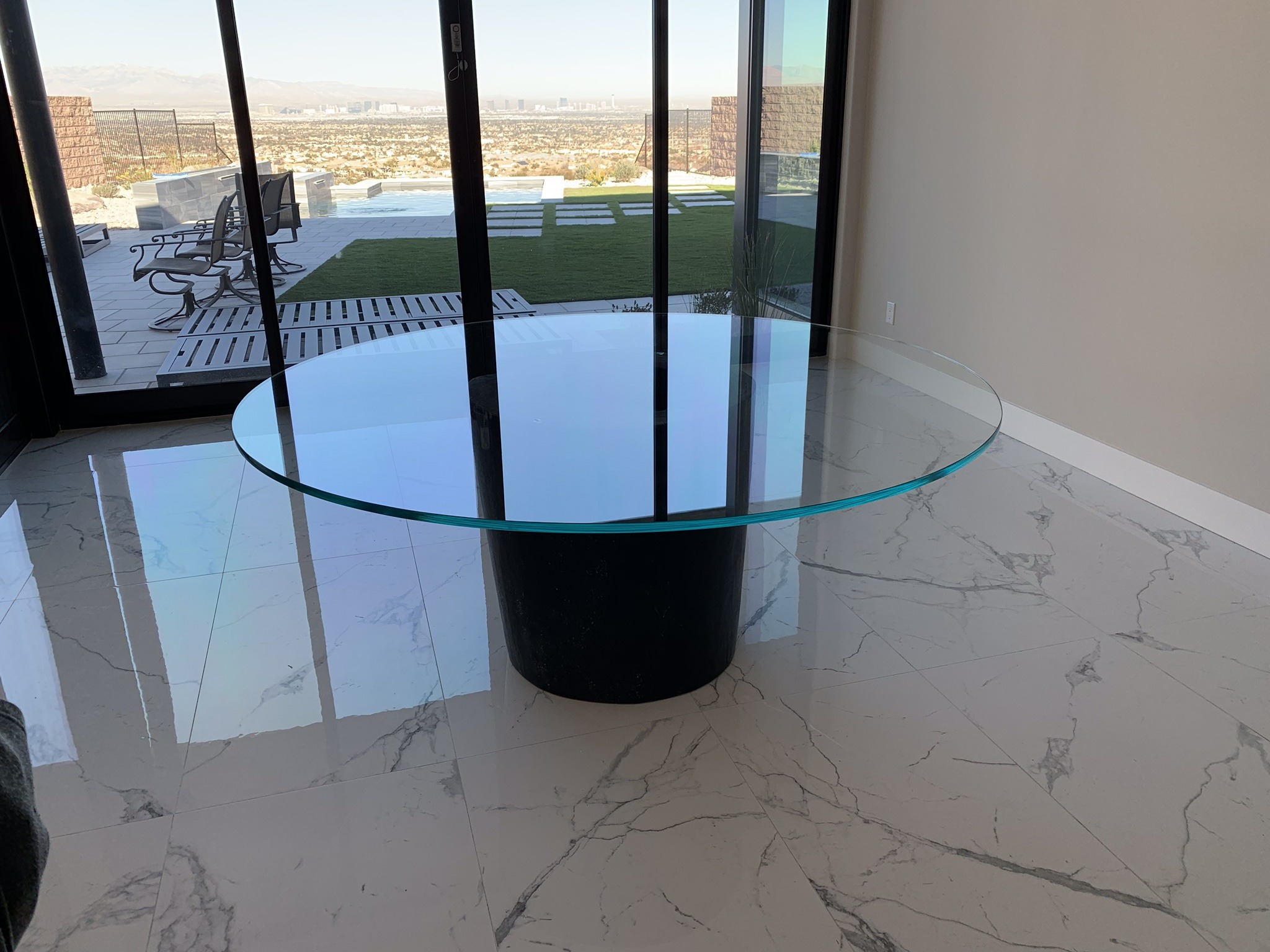 Table Top with Polished Edge Commercial Glass Table Tops in Las Vegas