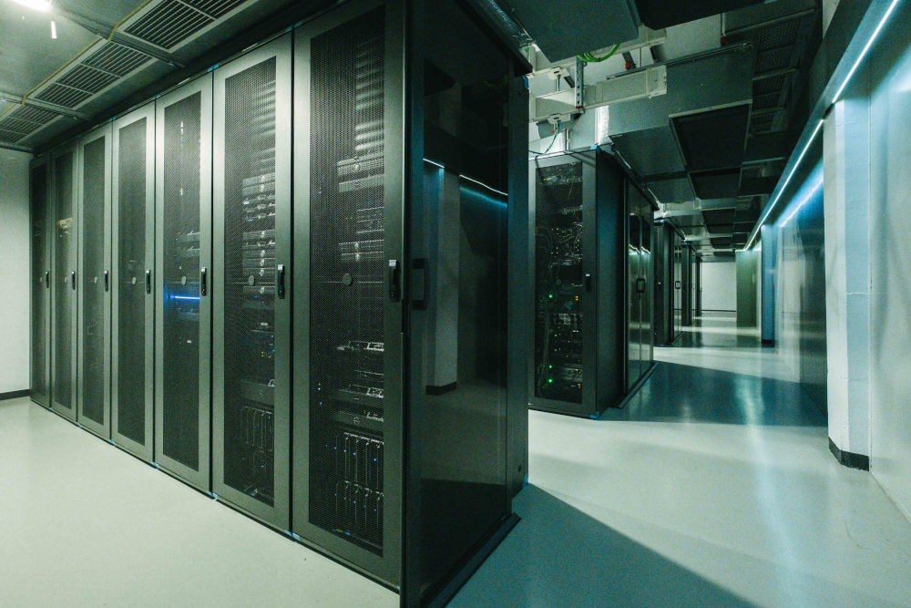 Las ventajas de una meetme room en un data center Adam Data Center