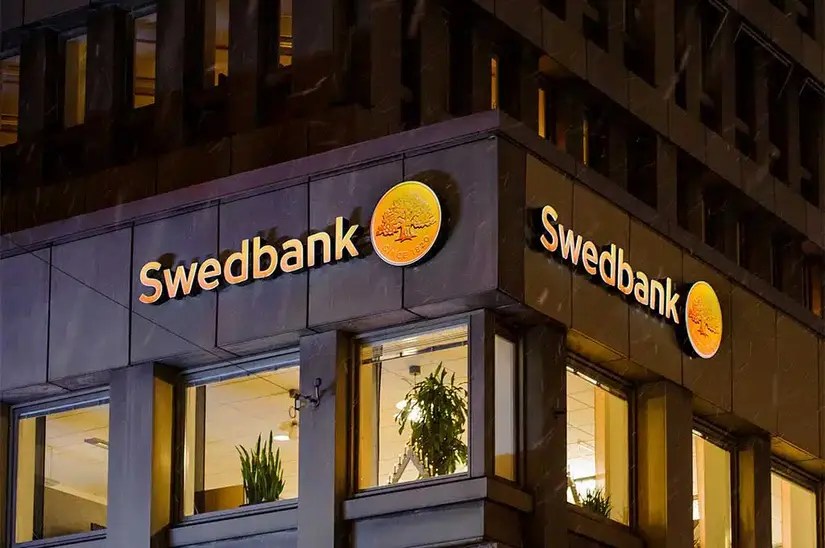 Best Banks in Sweden Adam Fayed