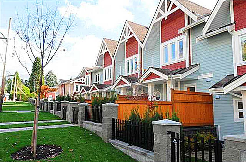 102 568 Rochester Avenue, Coquitlam, BC Adam Lloyd Real Estate