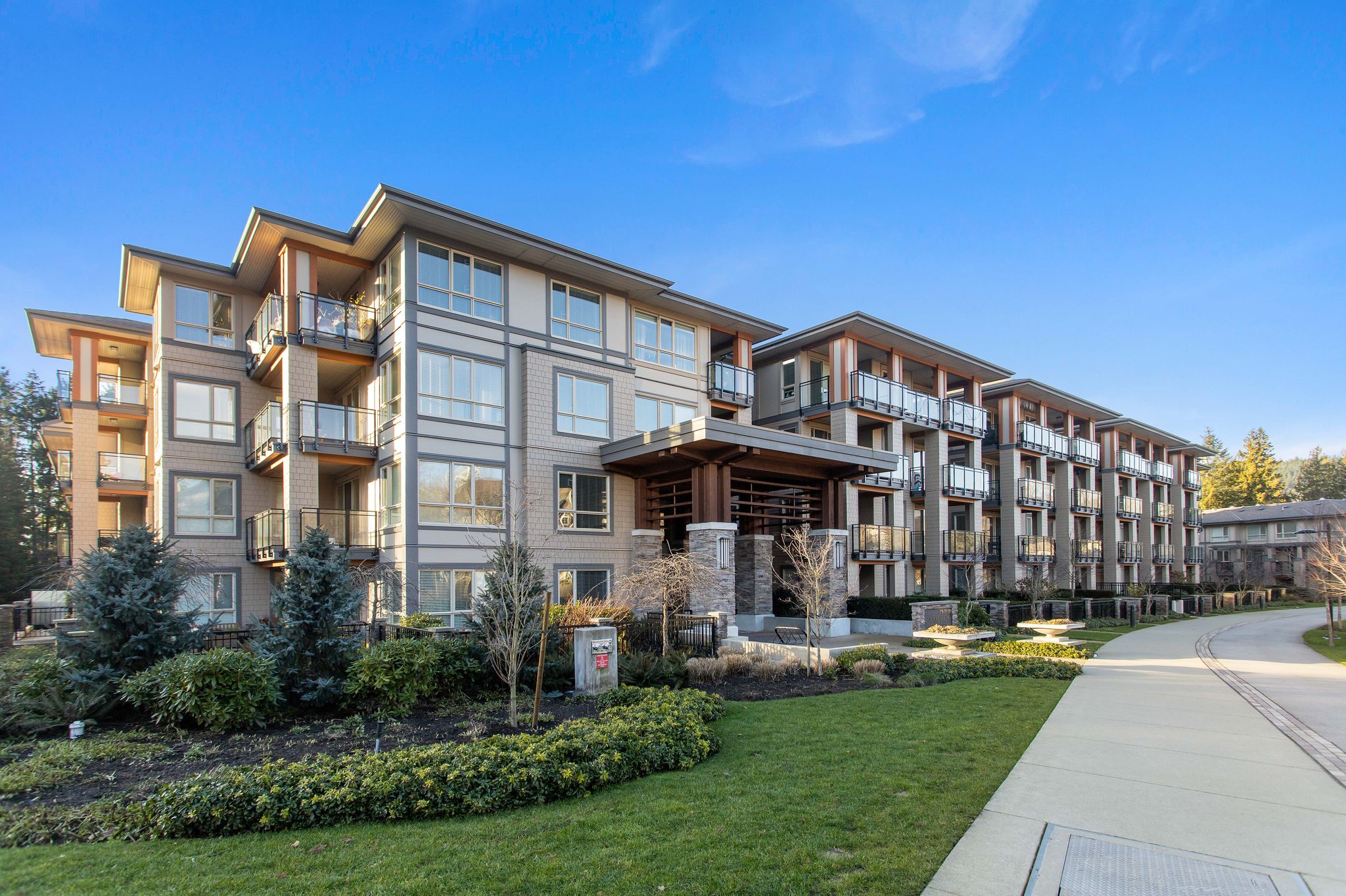 409 3399 Noel Drive, Burnaby Adam Lloyd Real Estate