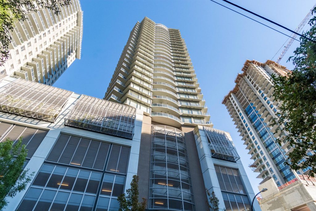 3303 898 Carnarvon St Adam Lloyd Real Estate