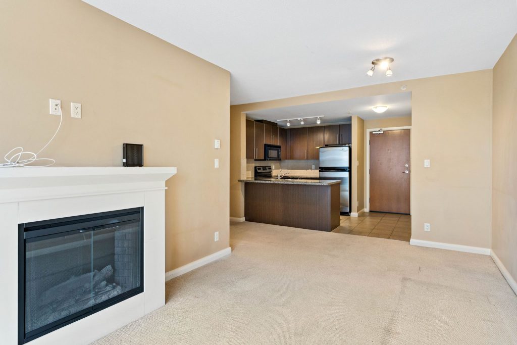 3303 898 Carnarvon St Adam Lloyd Real Estate