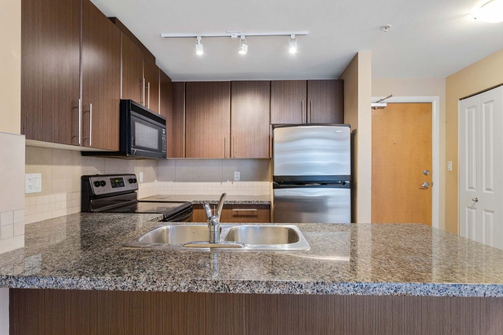 3303 898 Carnarvon St Adam Lloyd Real Estate