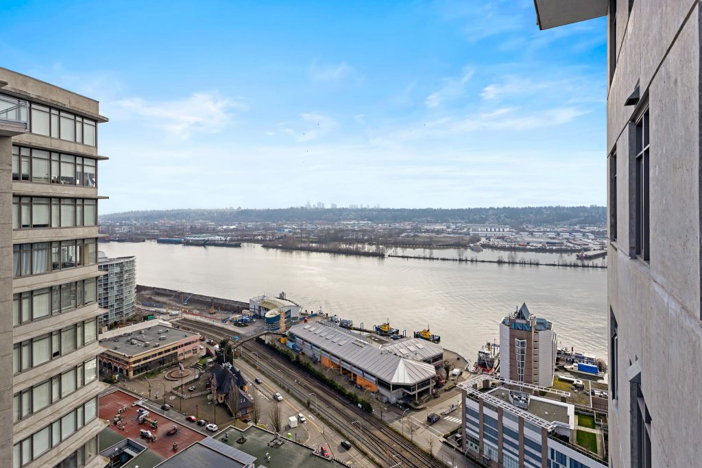 3303 898 Carnarvon St Adam Lloyd Real Estate