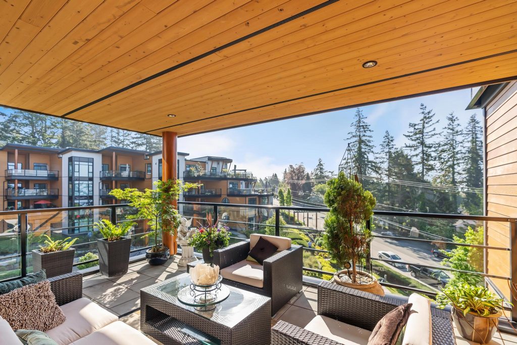 403 14855 THRIFT AVE, White Rock Adam Lloyd Real Estate