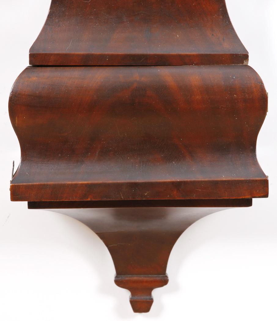 Joseph Nye Dunning, Burlington VT Mahogany Serpentine Front Tavern