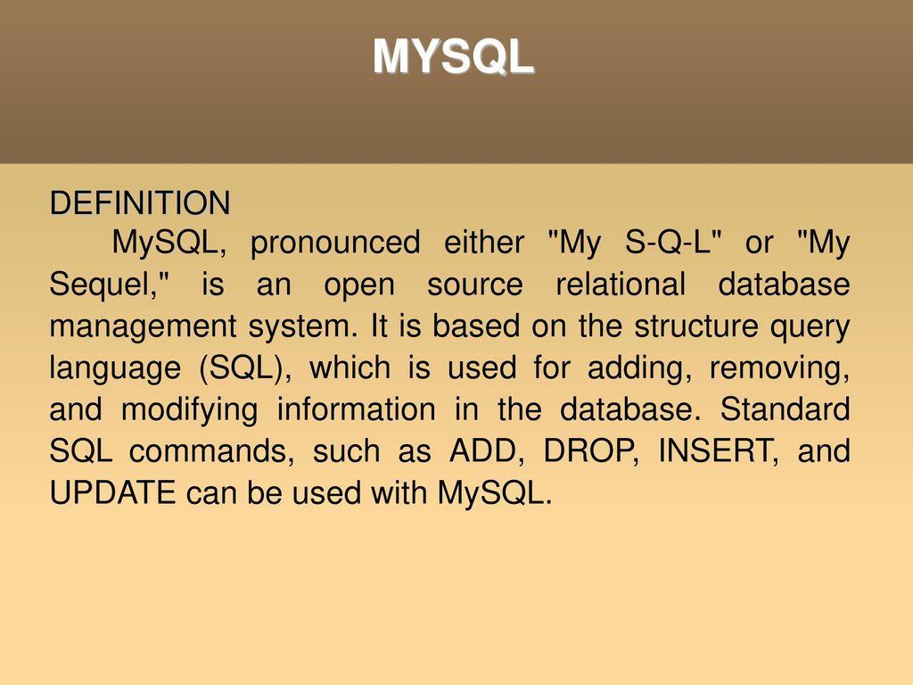 ¿Qué Significa /* En MySQL? »