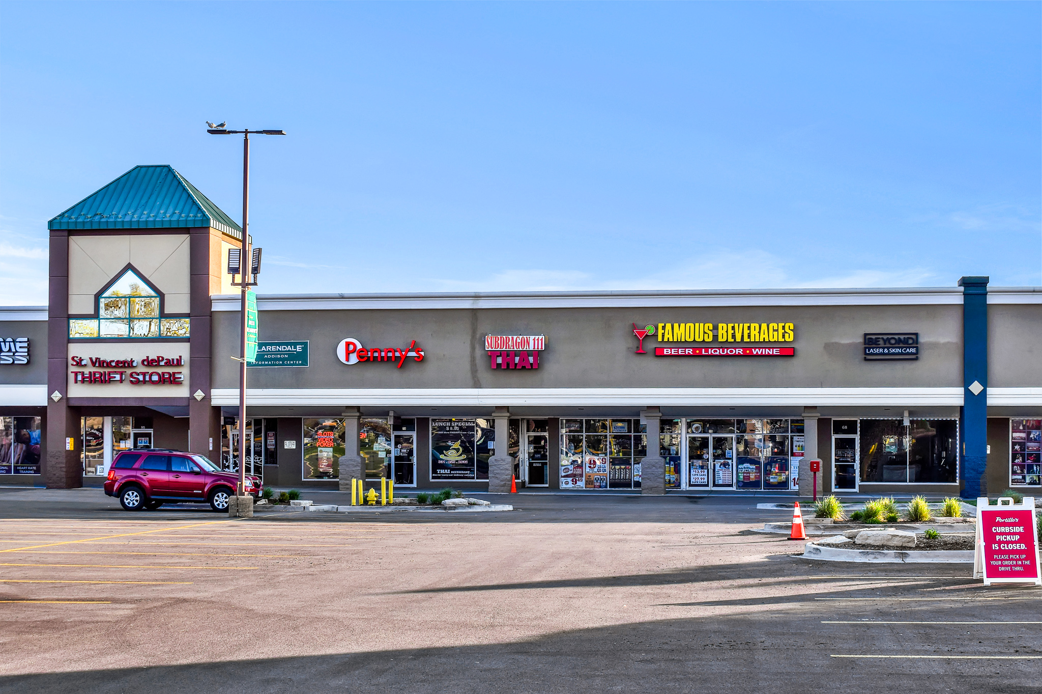 PHOTO GALLERY Addison Green Meadows Shopping Center