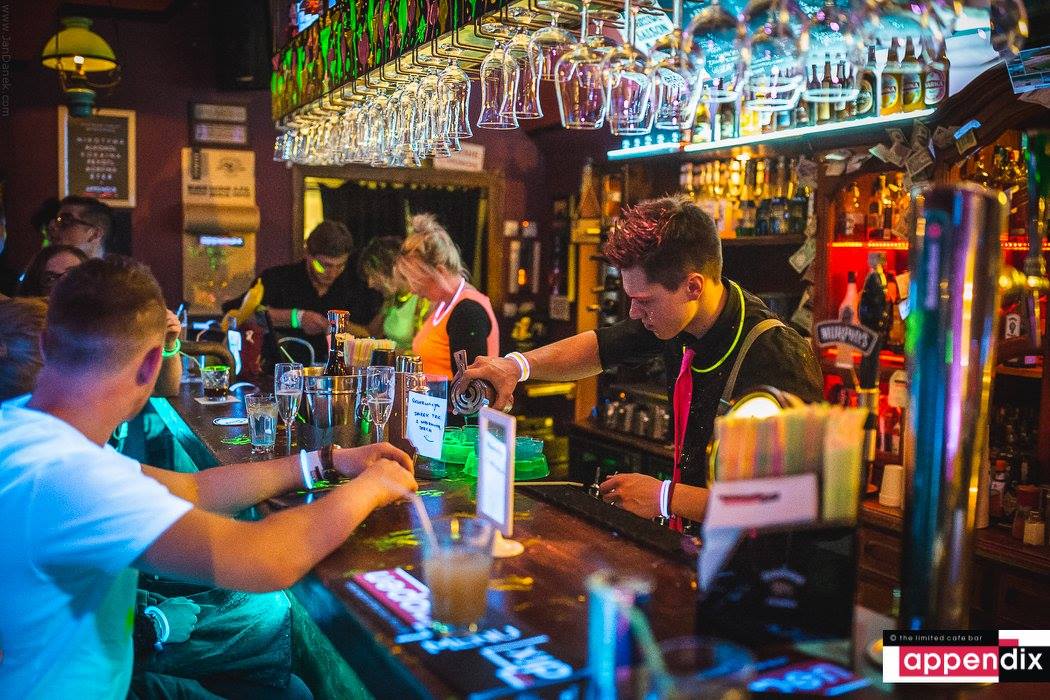 Restaurants, Bars and Cafes in Zakopane Where to eat / drink ApresSki