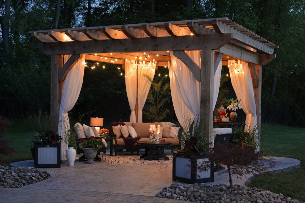 The Main Difference Between Pergola And Gazebo A Deck Above