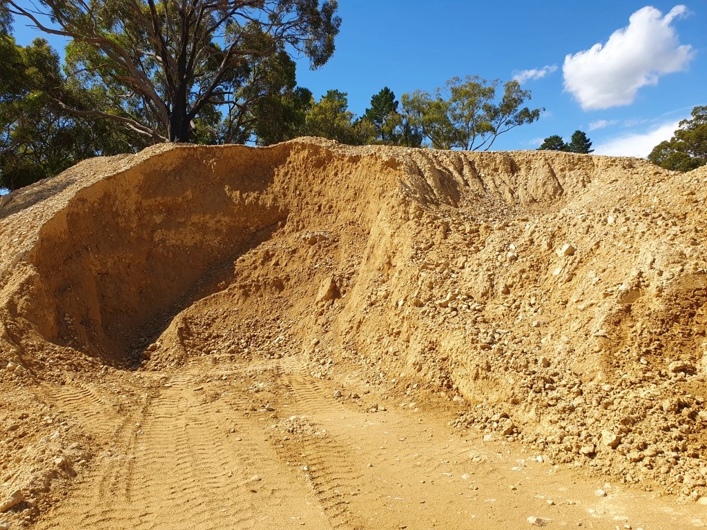 Basket Range Sandstone Clean Fill (80mm rubble) Adelaide Hills Sandstone