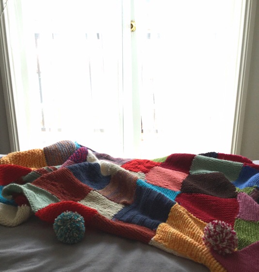 Pom Pom blanket