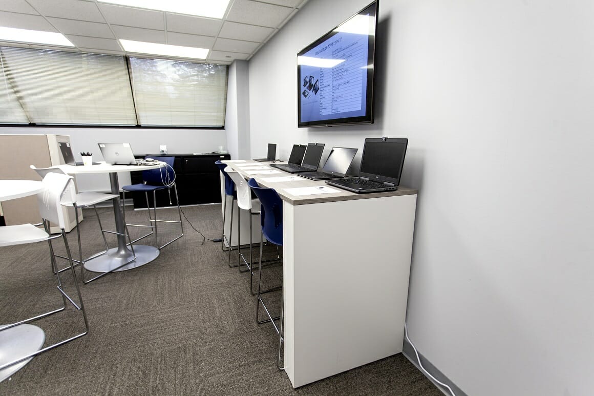 WalkInCenter for IT Support Adform Interiors