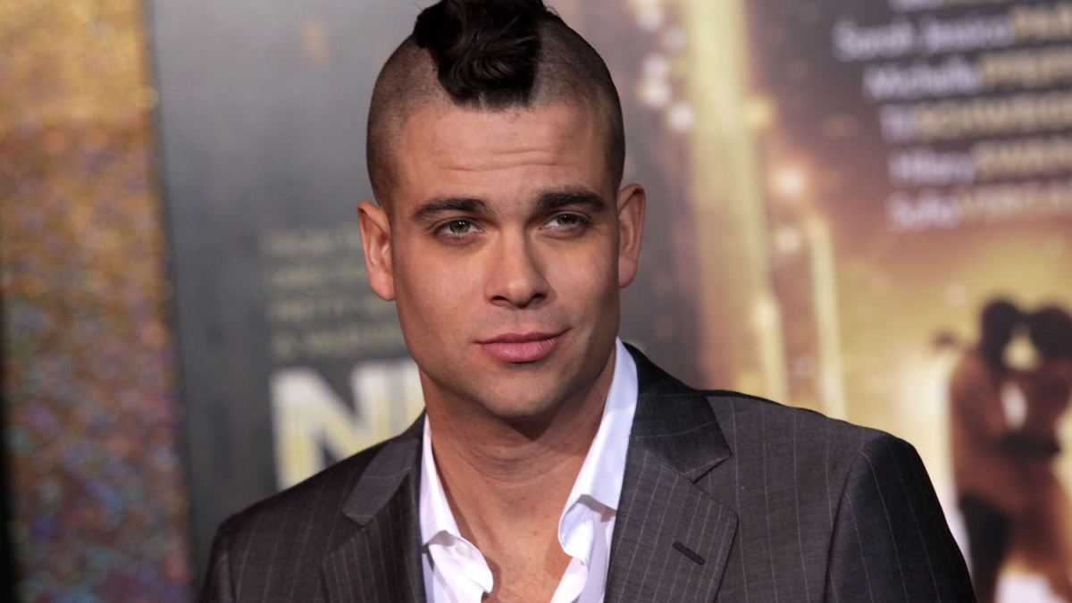 17 Celebrities Who Experienced a Rapid and Damaging Downward Spiral A