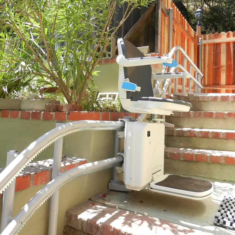 Kraus San Diego STAIR LIFT Handicare Curved FreeCurve 2000 StairLifts