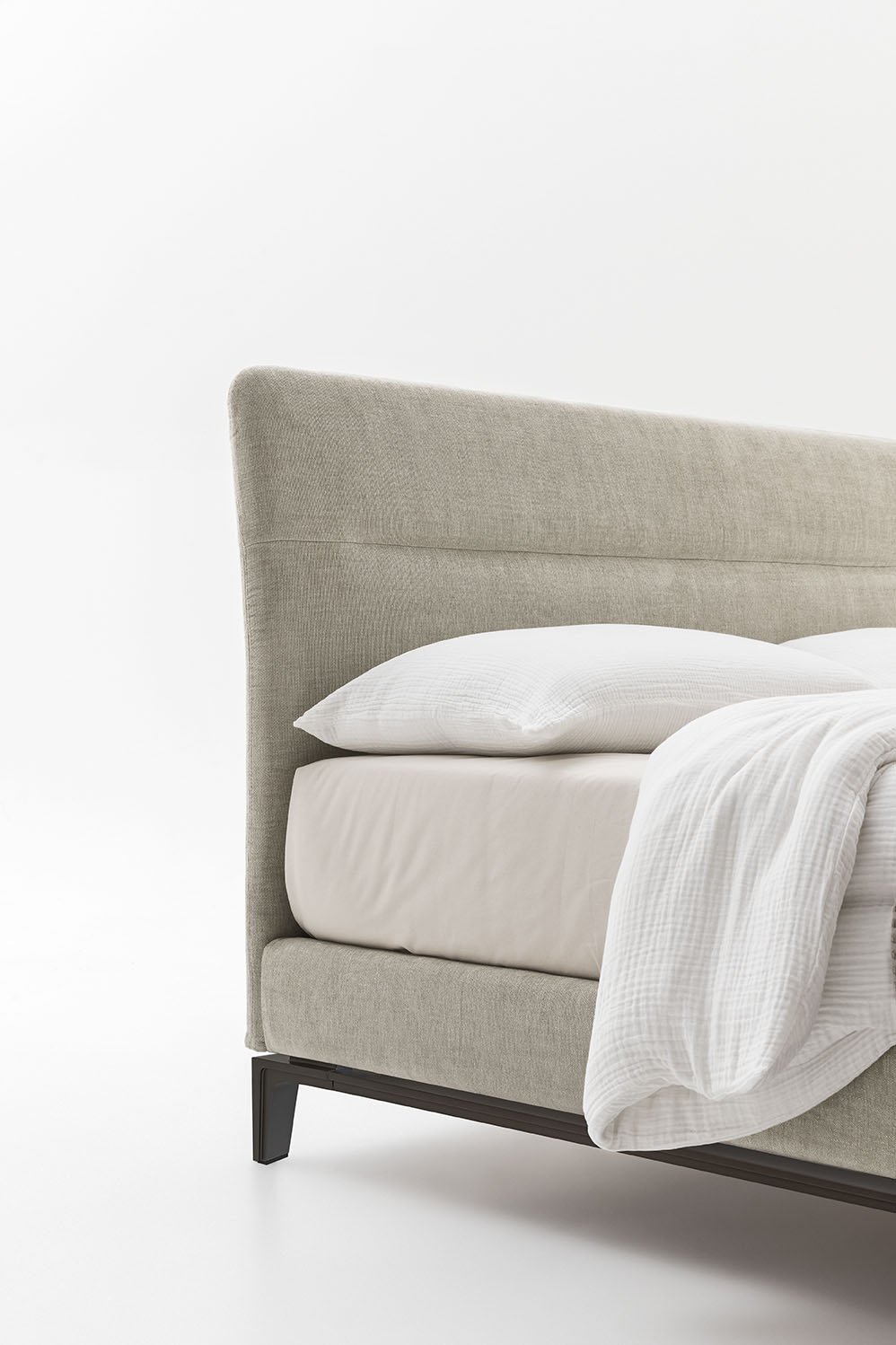 Orion Designer Upholstered products Alf DaFrè