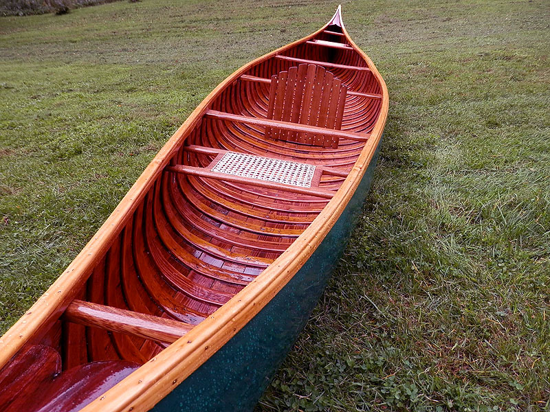17 Feet 19001920 J.R. Robertson Canoe 36791 Antique Boat America