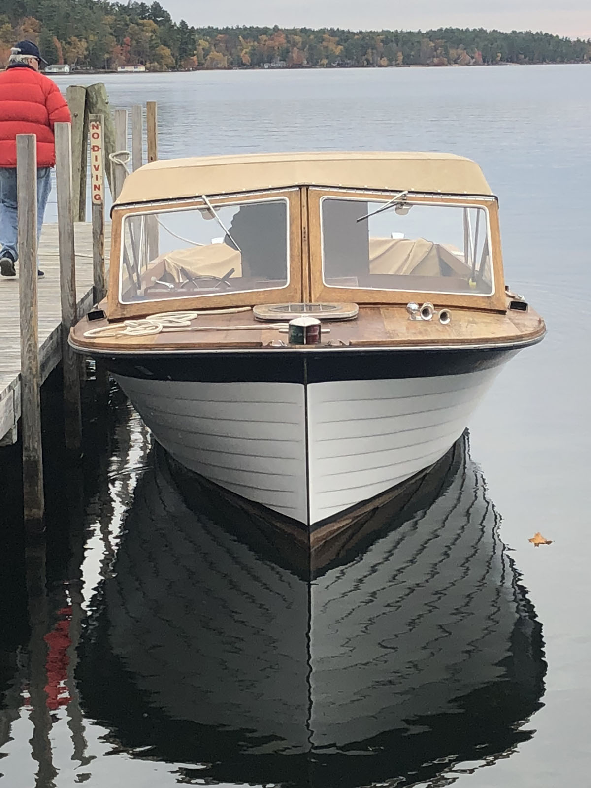 Antique boats between 10,000 and 25,000 Antique Boat America