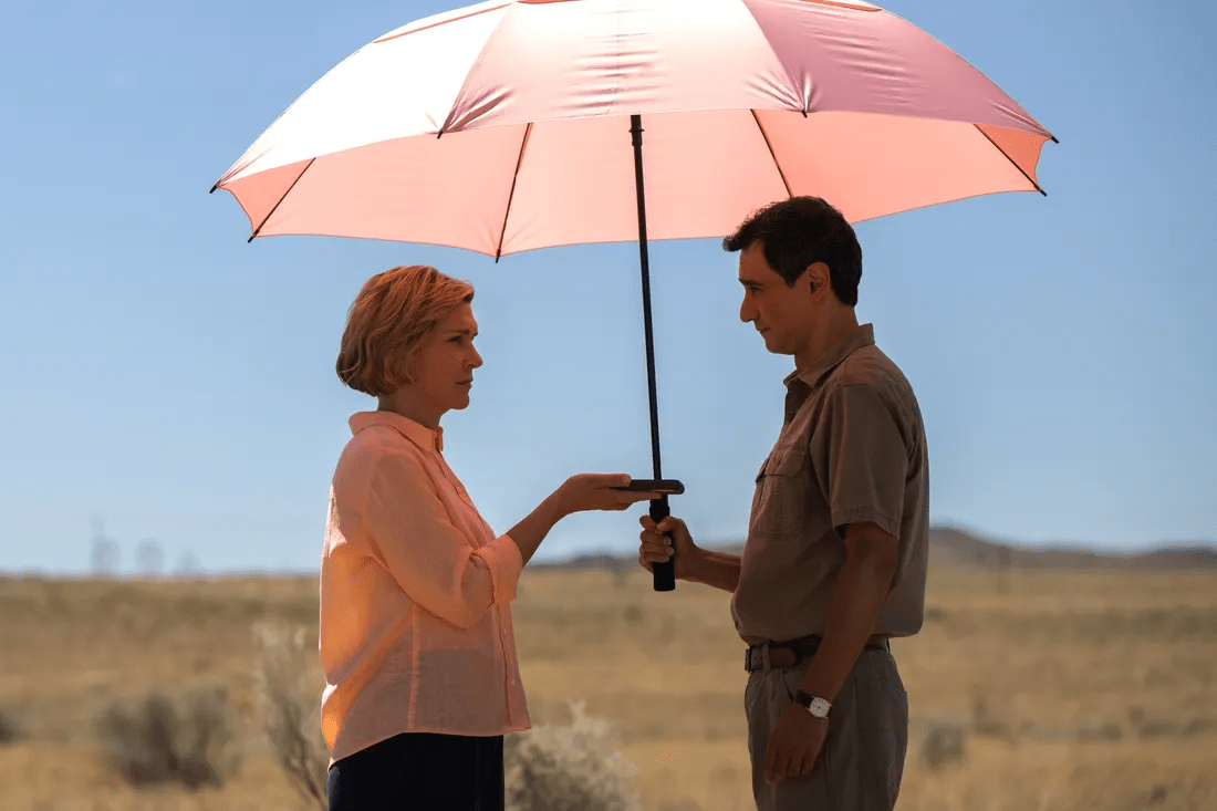 “Pluribus”: Vince Gilligan detalha final perturbador da 1ª temporada