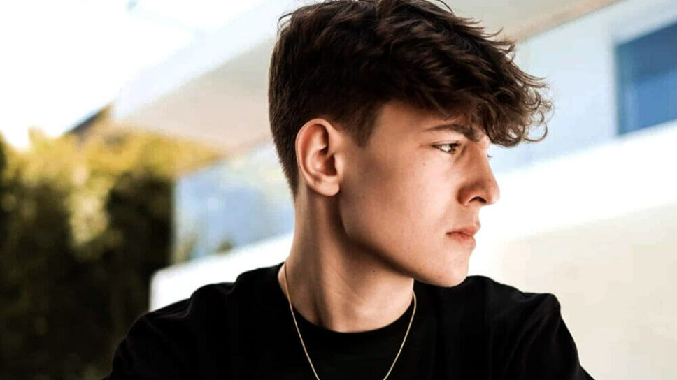 Clix joins VaynerSports; the same talent agency that represents Fortnite Champion, Bugha cover image