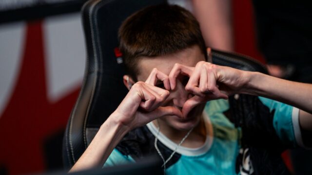 Brazil dominates on Day 1 of the Six Invitational – all except NiP preview image