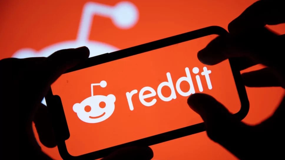 Reddit to paywall “new types of subreddits” amidst push for AI-powered search cover image