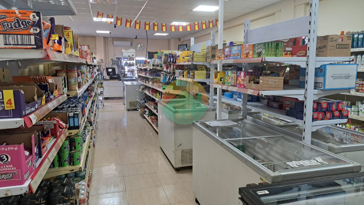 COM04 Commercial Property For Sale in Camposol Mercers