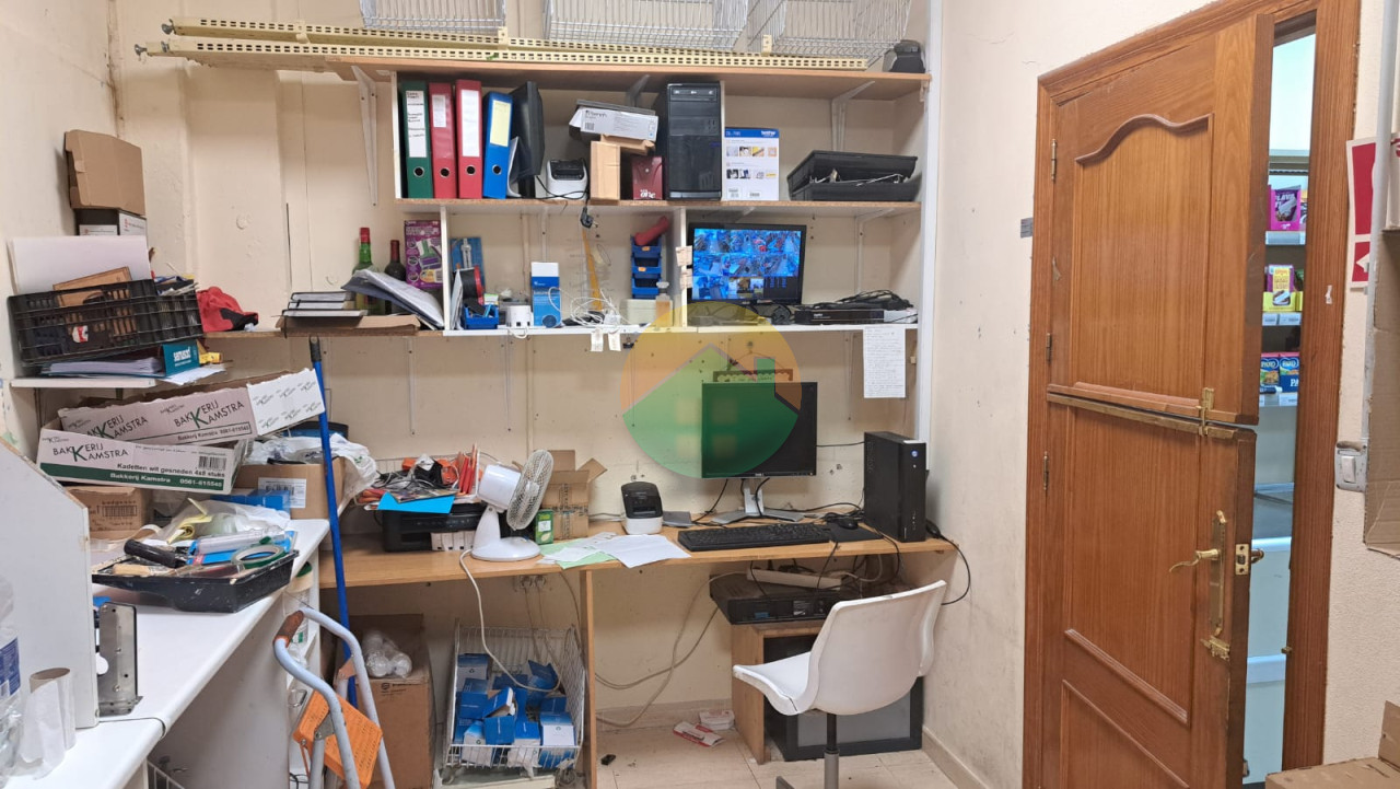 COM04 Commercial Property For Sale in Camposol Mercers