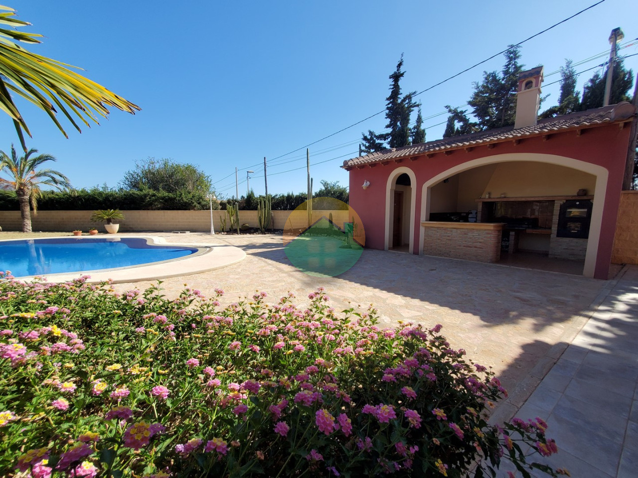 A beautiful detached villa for sale in Isla plana, puerto de mazarron
