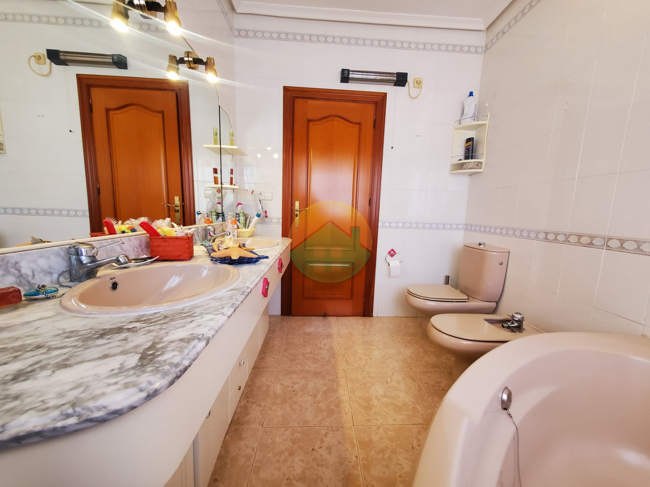 A beautiful detached villa for sale in Isla plana, puerto de mazarron