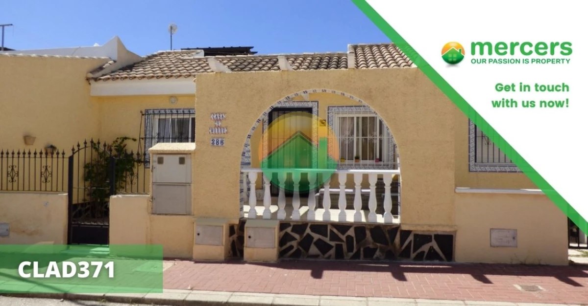 A 2 bedroom, 2 bathroom, terraced property For sale in Camposol with a