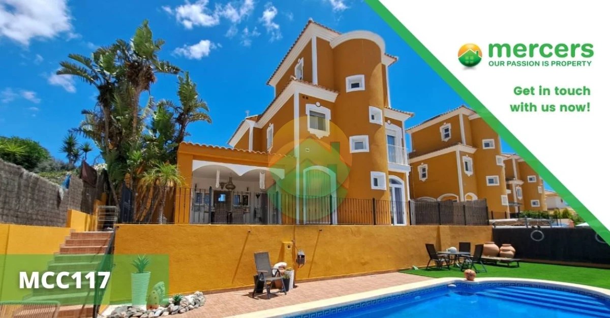 A 3 bedroom villa for sale in Mazarron Country Club. Costa Calida