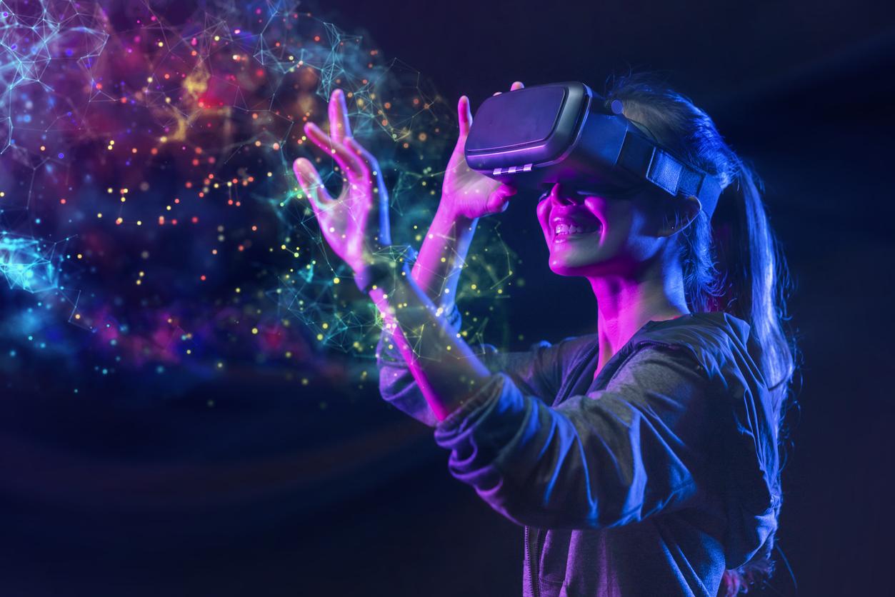 Wearable Devices, The Next Big Thing? Keynote