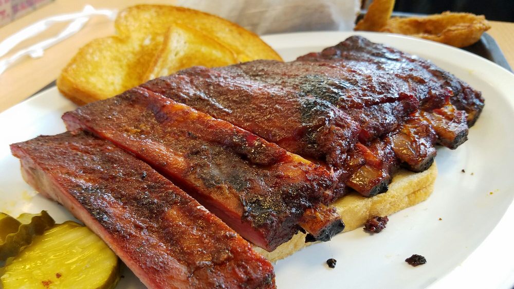 10 Foods That Every Kansas Citian Craves When They Leave Kansas City