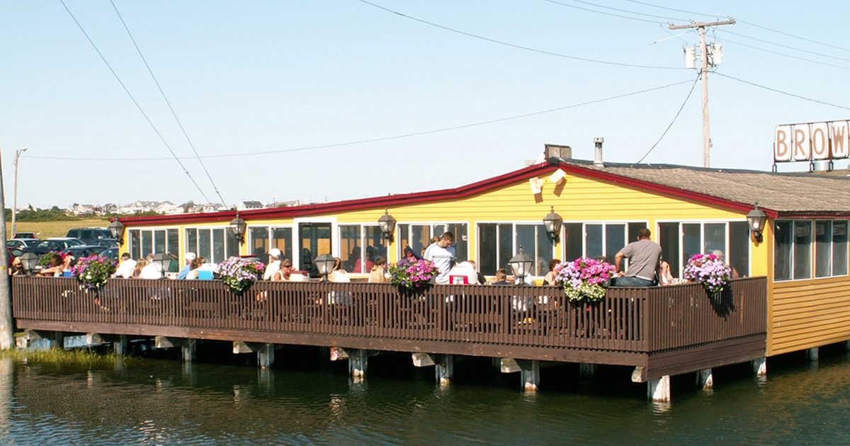 There Are 3 WorldFamous Seafood Restaurants In The Small Town Of