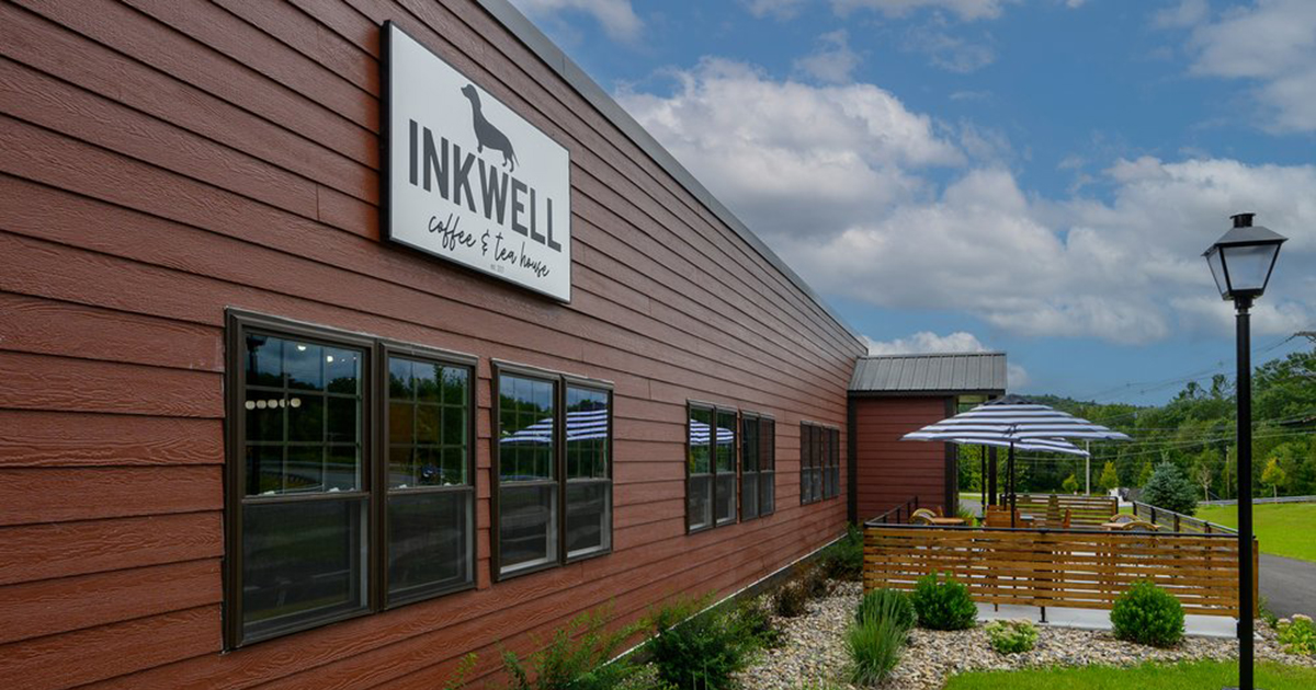 The Outdoor Coffee Shop In New Hampshire That Is The Prettiest Place To